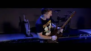 Roland AX-Edge - Keytar vs Guitar! (Duel)