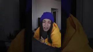 everybody's wearing yellow