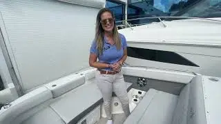 Walkthrough a New 2023 Sea Ray 250 SDX at MarineMax Pompano Beach!