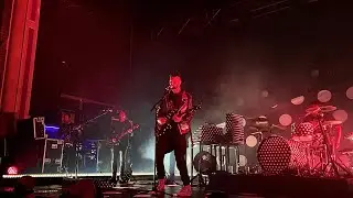 Kasabian - You’re In Love With A Psycho LIVE [Sergio as Lead Singer]