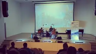 На плече моём (на стихи Марины Цветаевой)