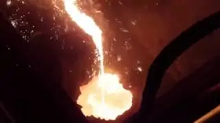 Металлическая река
