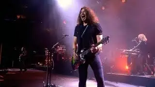 Phil X solo - Raise Your Hands