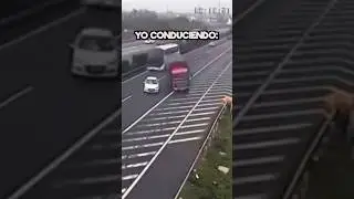 Yo Cuando sea Viejito Conduciendo 😁
