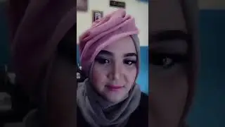 Bantu temen untuk memperdalam make up(3)