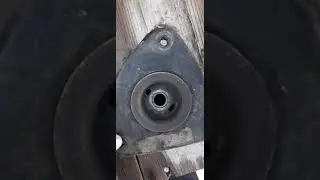 Форд фокус 2 стук в подвески левой стороны. Стойка приказала долго жить.!