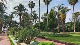 ОТЕЛЬ ,, QUEEN'S PARK 