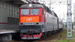 Четкий перестук! Электровоз ЧС7-109 с пассажирским поездом на станции Бронницы