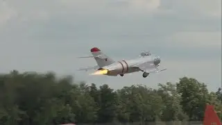 EAA AirVenture 2018 - Warbirds of America