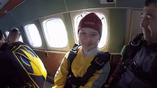 Ирина прыжок с парашютом