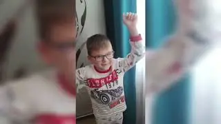 З Днем святого Миколая вітають учні 1/А класу разом з батьками