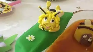 Fondant Deko Torte Biene Maja Willi / Maya the bee cake торт декор из мастики пчела Майя tarta abeja