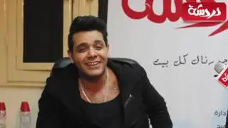المطرب أيمن الجندى يحاول تقليد عدوية بأغنية 