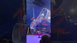 Падение акробата в цирке «Звездный»г.Находка