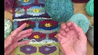 2-Color Stranded Knitting - Persian Poppy