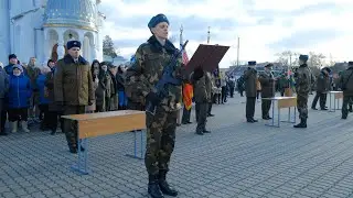 Новобранцы Березовского гарнизона приняли военную присягу