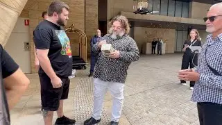 JACK BLACK MEETS FANS IN SYDNEY