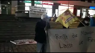 Köln'de "Sınırları kapatmak insanlık suçudur" eylemi