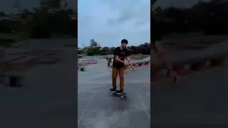 Nollie 360 hardflip @chriscobracole 😯 #skateboarding #shralpin | Shralpin Skateboarding