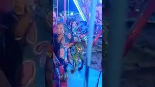Main Komedi Putar di Pasar Malam
