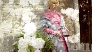 Avenue 32 TV: Carven in the Garden