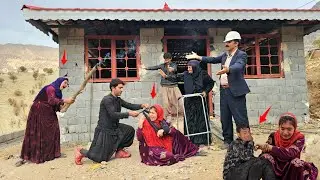 Stepmother Documentary: Zahra manages to harm Fatemeh in Hamid's absence