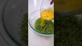 Cheesy Broccoli Tater Tots 