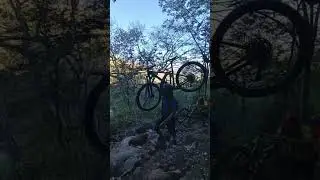 Gowes jalur Jambo menrobos semak belukar | habis gowes makan ayam goreng Bu Mitin