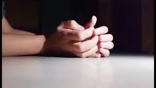 Ruhi hands
