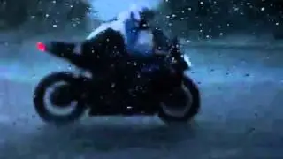 На мото в ливень на МКАДЕ
