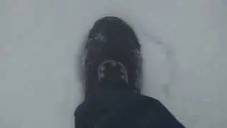 как ведет себя снег