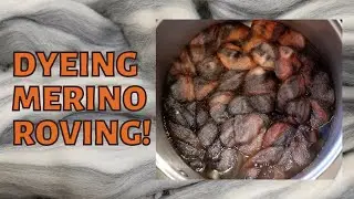 Dyepot PS #44 - Inserting Dry Dye Powder into Roving then Submerging it (Dyeing Merino Roving)