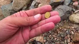 Лежала монета 1 стотинка