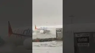 Невероятный вид в аэропорту Дубая (DXB)
