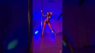 Exotic pole dance в студии танца Queens, Минск