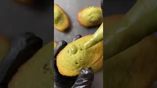 Работала с знаменитостью 