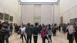 The Mona Lisa Room (Musée du Louvre - Paris, France)