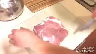 Запечённая свинина с овощами в духовке