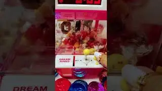 LOL FUNNY CLAW MACHINE IT’S A FRANK 🤣