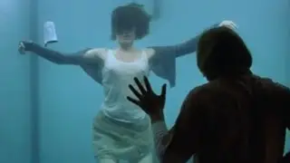 The Cell: Girl Drowning Underwater Scene
