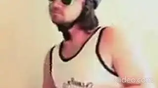 Steezy Grossman (blippi) doing the harlem shake dance