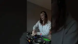 Ridiculous triple drop by Leahdnb 🤯