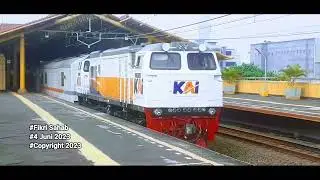 Lokomotif CC 206 13 01 KA Argo Cheribon melintas langsung Stasiun Gondangdia