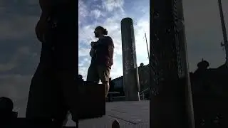 Guy runs up for a selfie while I'm singing Sweet Child O'Mine 
