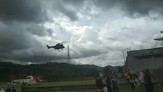 [LANGKA] Helikopter pengamanan kunjungan Presiden Jokowi di Stadion Citra Mandiri Arjosari Pacitan