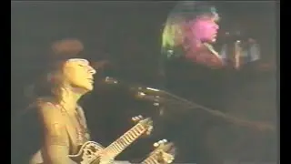 Bon Jovi - Diamond Ring (Live) 1991 - PRO SHOT - [AI]