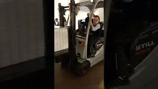 Вовка привёз Миллиард рублей