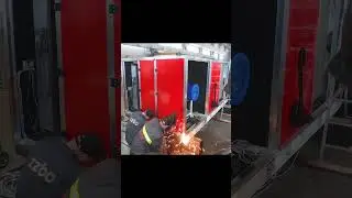 Весь процесс сборки теплогенератора ТГВ-800 за одну минуту!