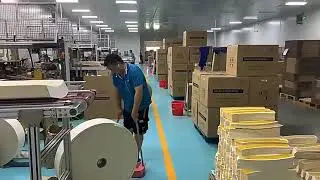 Disposable square lunch box production workshop