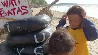 Suasana pantai Anyer hari ini